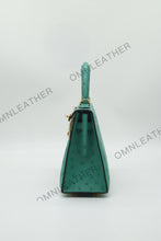 Load image into Gallery viewer, Verona 22 Kelly Style Ostrich Leather Green Color Gold Hardware
